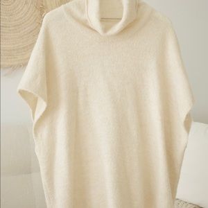 Oversized cream shawl